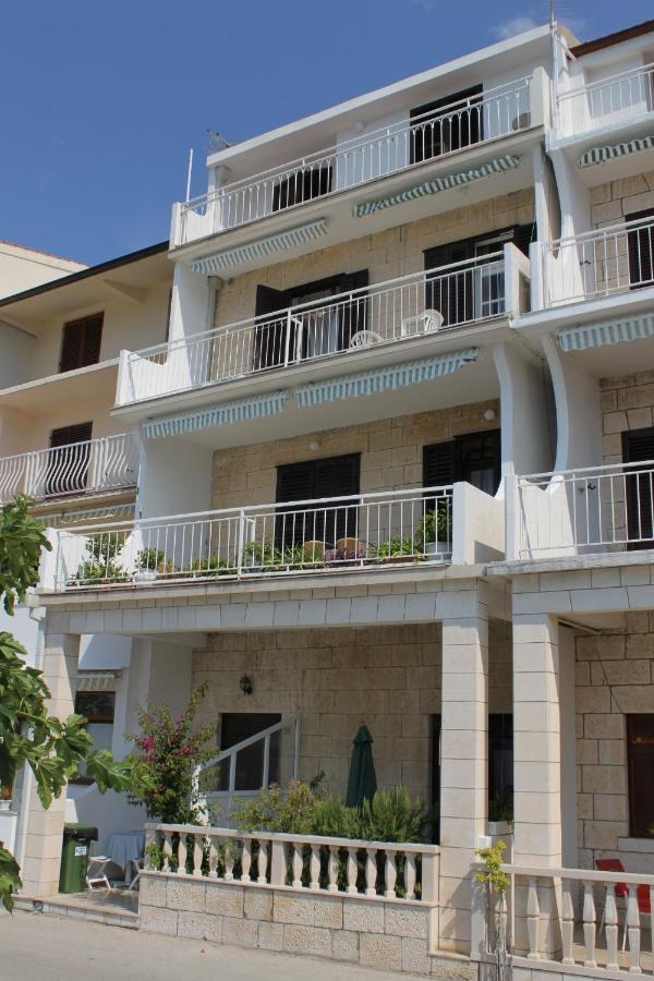 Apartments By The Sea Podgora, Makarska - 6713 外观 照片
