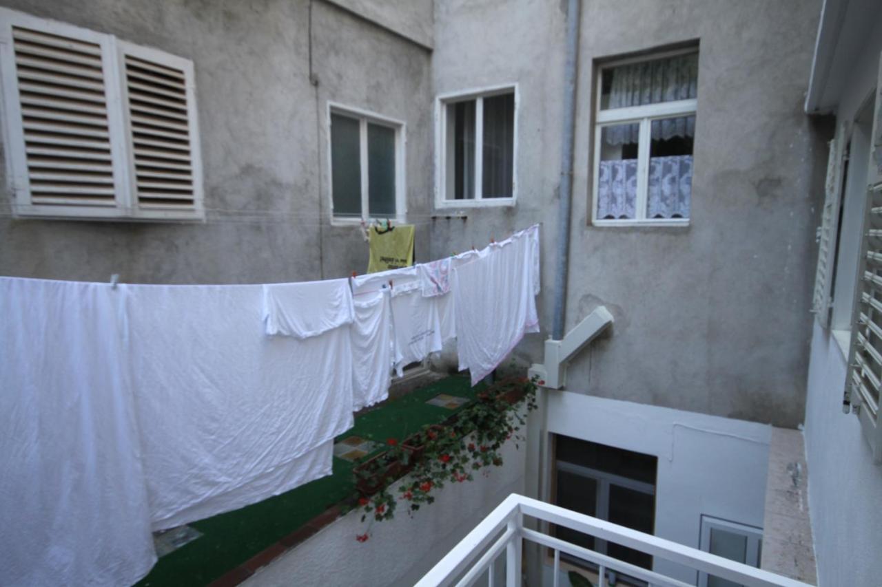 Apartments By The Sea Podgora, Makarska - 6713 外观 照片